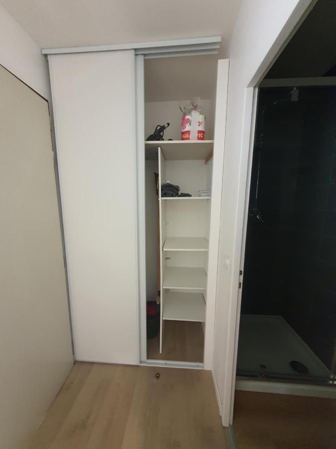 Studio Au Calme Espace Exterieur Parking Gratuit Dans La Rue Grenoble Eksteriør bilde