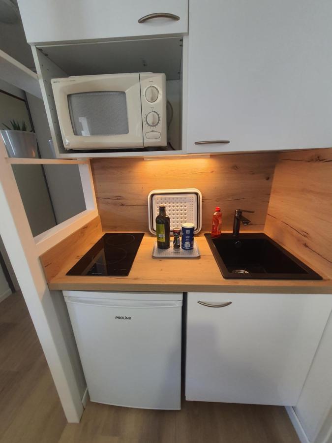 Studio Au Calme Espace Exterieur Parking Gratuit Dans La Rue Grenoble Eksteriør bilde