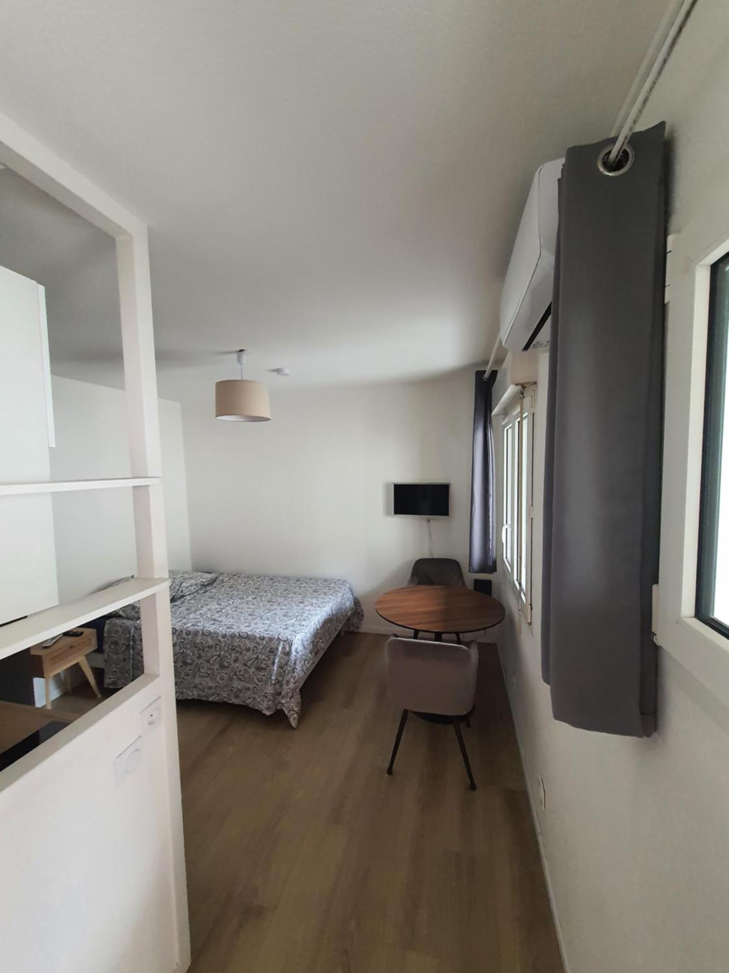 Studio Au Calme Espace Exterieur Parking Gratuit Dans La Rue Grenoble Eksteriør bilde